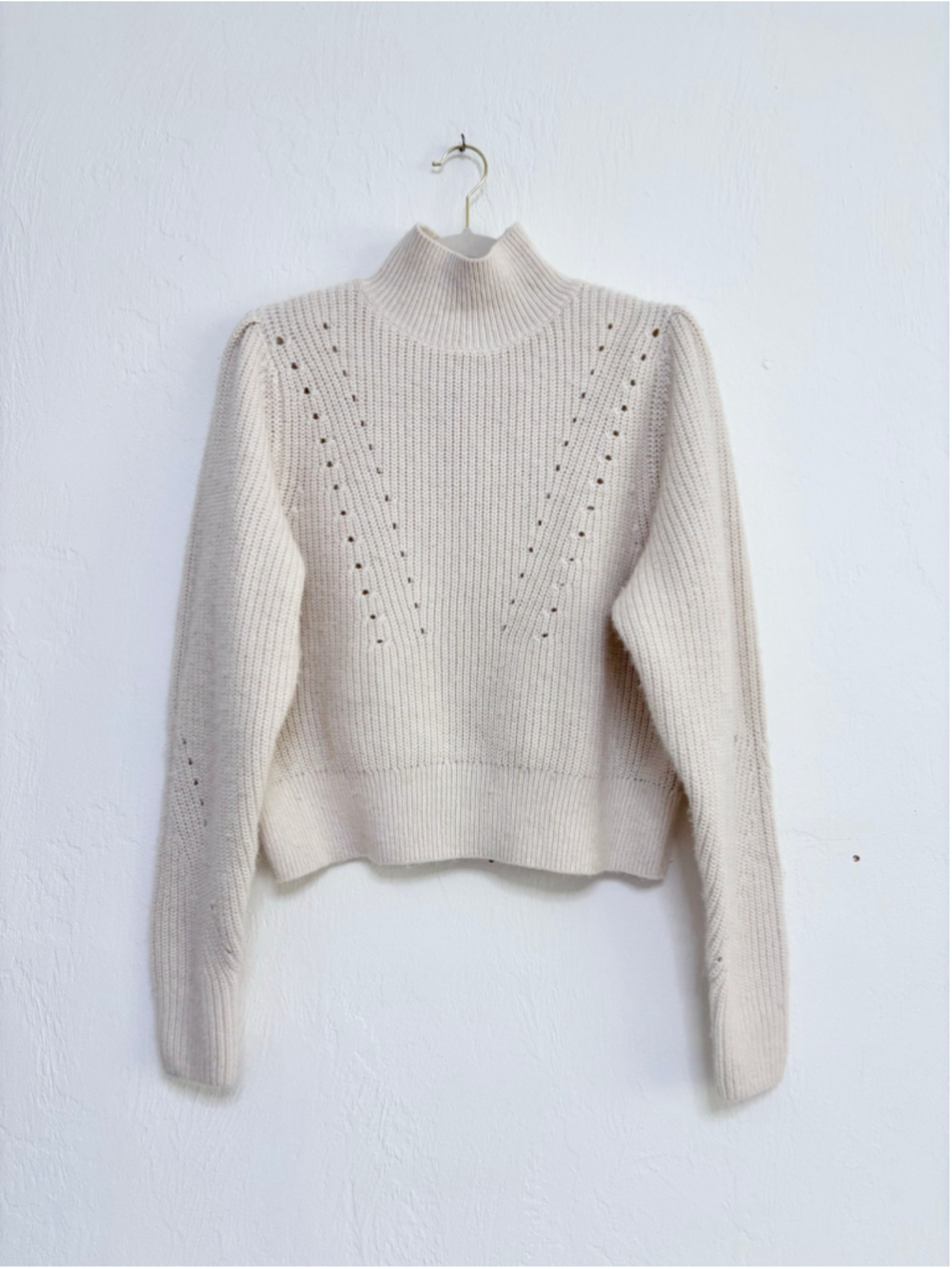 Women's H&M Cream Turtleneck Sweater Size S Ribbed Knit